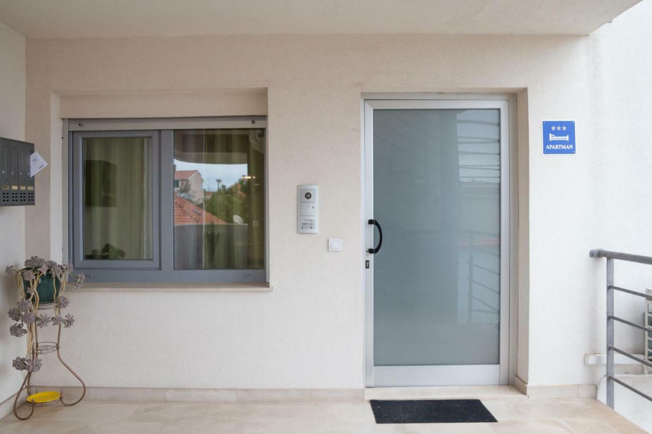 Apartment Gianluca Zadar Bagian luar foto